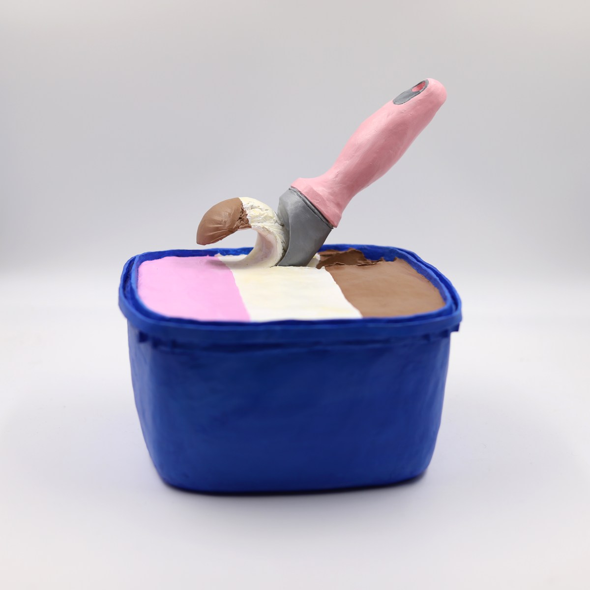 Kenny Pittock, Neapolitan Scoop, Synthetic Polymer Paint on kiln Fired ceramic, 2023. Image supplied.