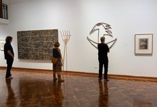 Ian Gentle. people looking at sculpture in art gallery