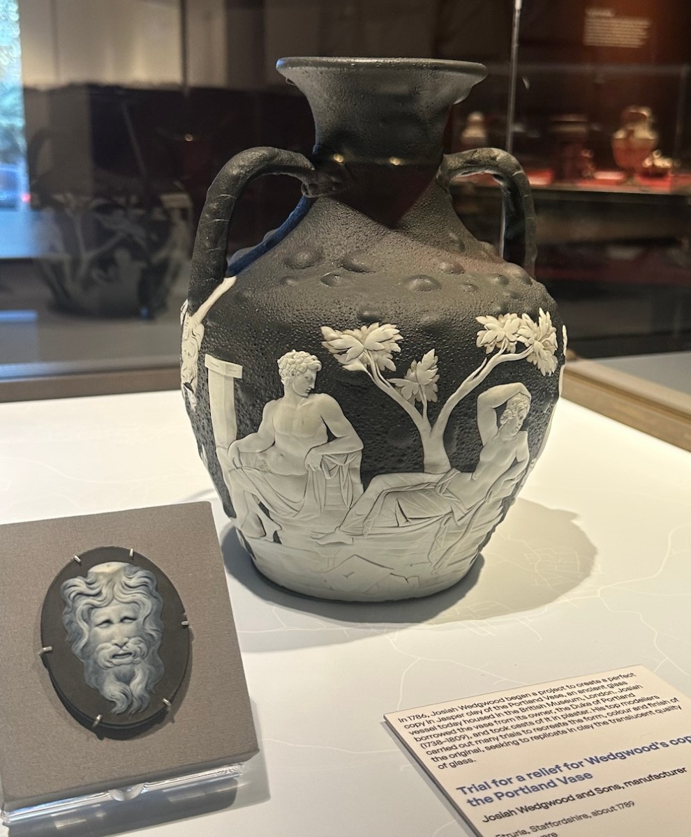 black and white traditional vase with bubbles in the glaze. Wedgwood