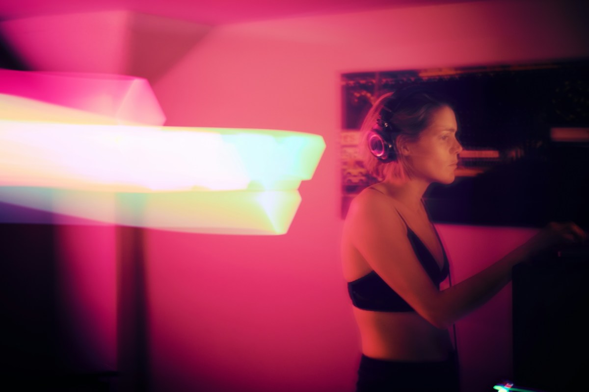 AI and artists. Image: Darius Bashar on Unsplash.