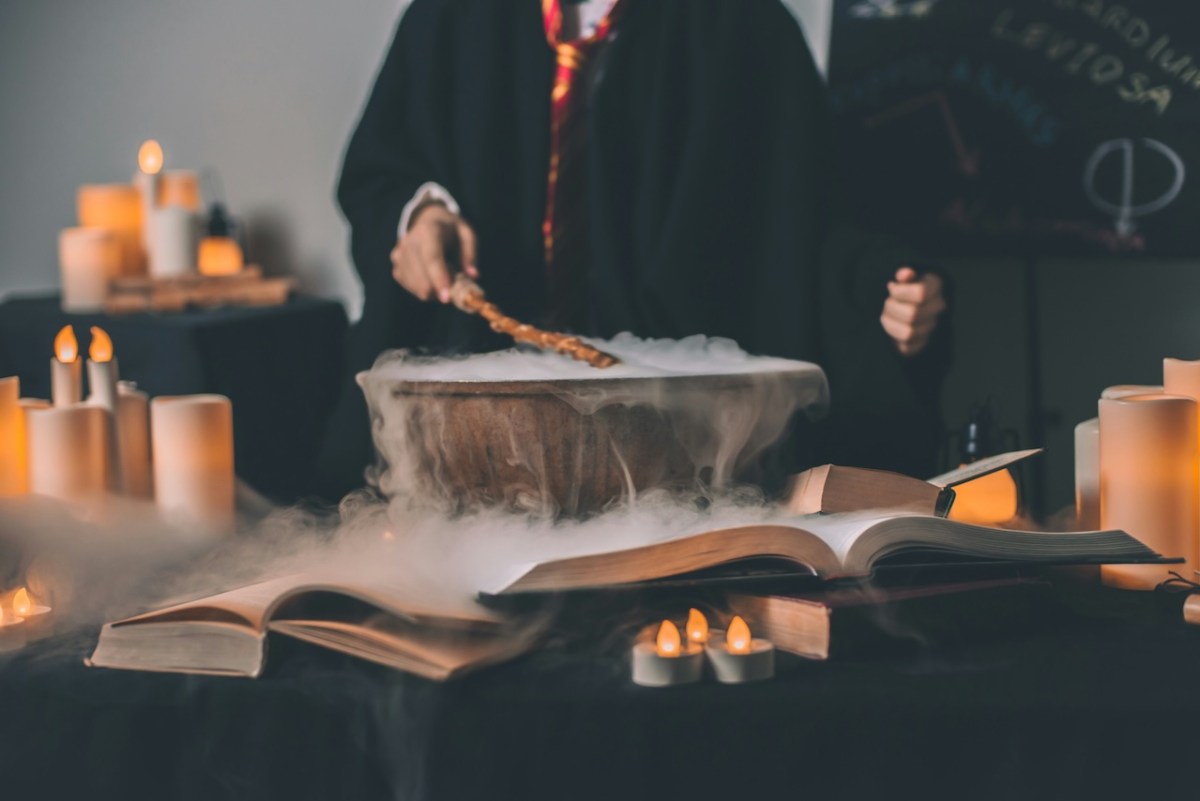 Separate the art from the artist. Image: Artem Maltsev on Unsplash.