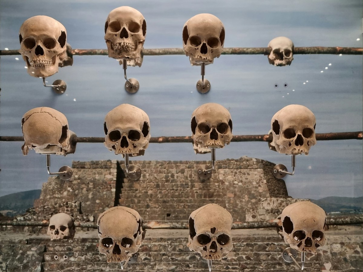 History's Strangest Deaths.