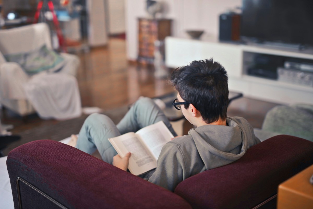 Best new children's & young adult books. Image: bruce mars on Unsplash.