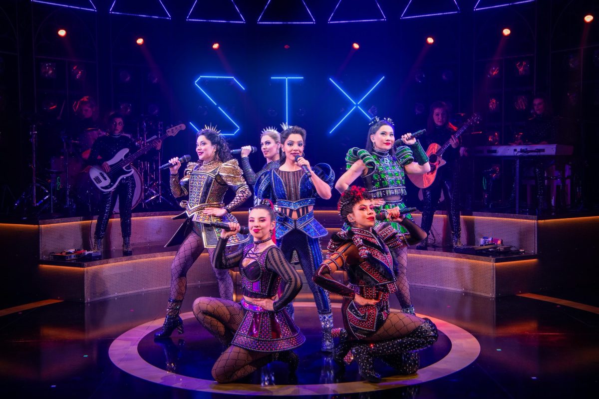 2024-25 Australasia Tour Cast of Six the Musical.