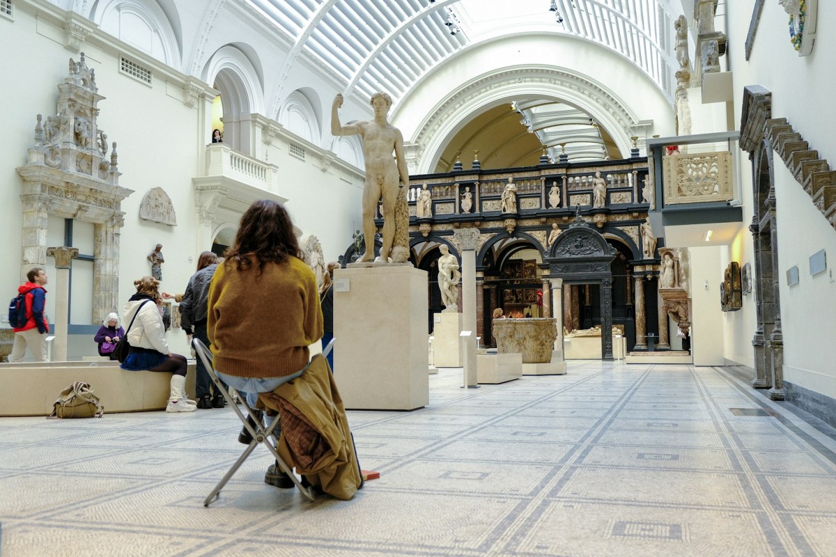 Victoria & Albert Museum, London. Photo: Dembee Tsogoo / Unsplash.