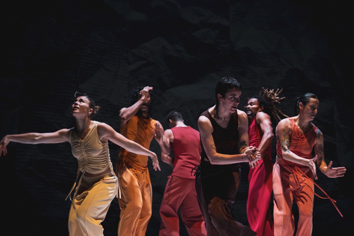 Stephanie Lake Company's Vista. Photo: Pippa Samaya.