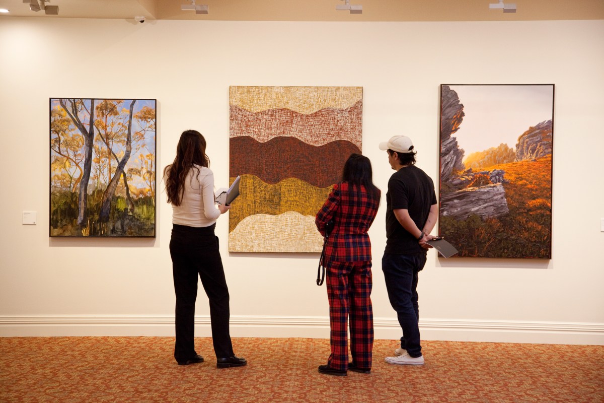 From left, 2026 Hadley's Art Prize judges Sarah Wallace, Judith Ryan AM and Abdul Abdullah.