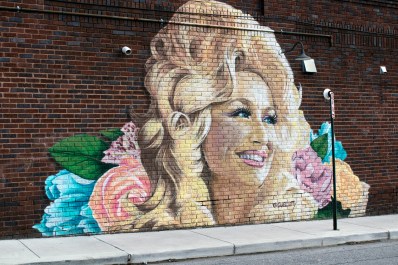 The late, great Dolly Parton. Photo: Wes McFee on Unsplash.