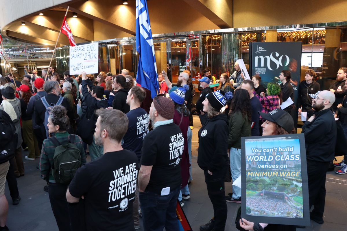Striking workers outside Arts Centre Melbourne. Photo: MEAA.