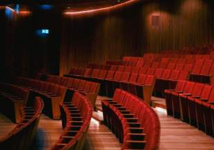 Arts Centre Melbourne second workers strike September 2026. A photo of an empty theatre seating bank showing red theatre seats.