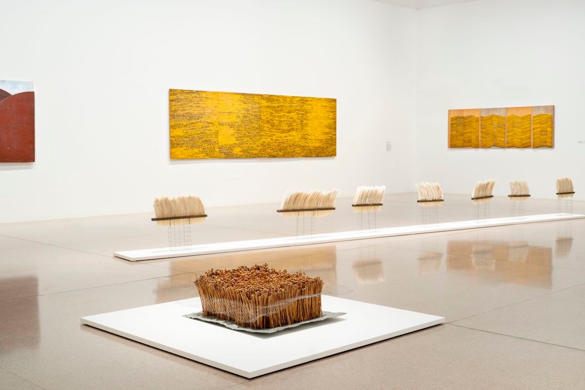 Installation view, Rosalie Gascoigne, National Gallery of Australia, Kamberri/Canberra, 2026. Courtesy: Rosalie Gascoigne / Copyright Agency.