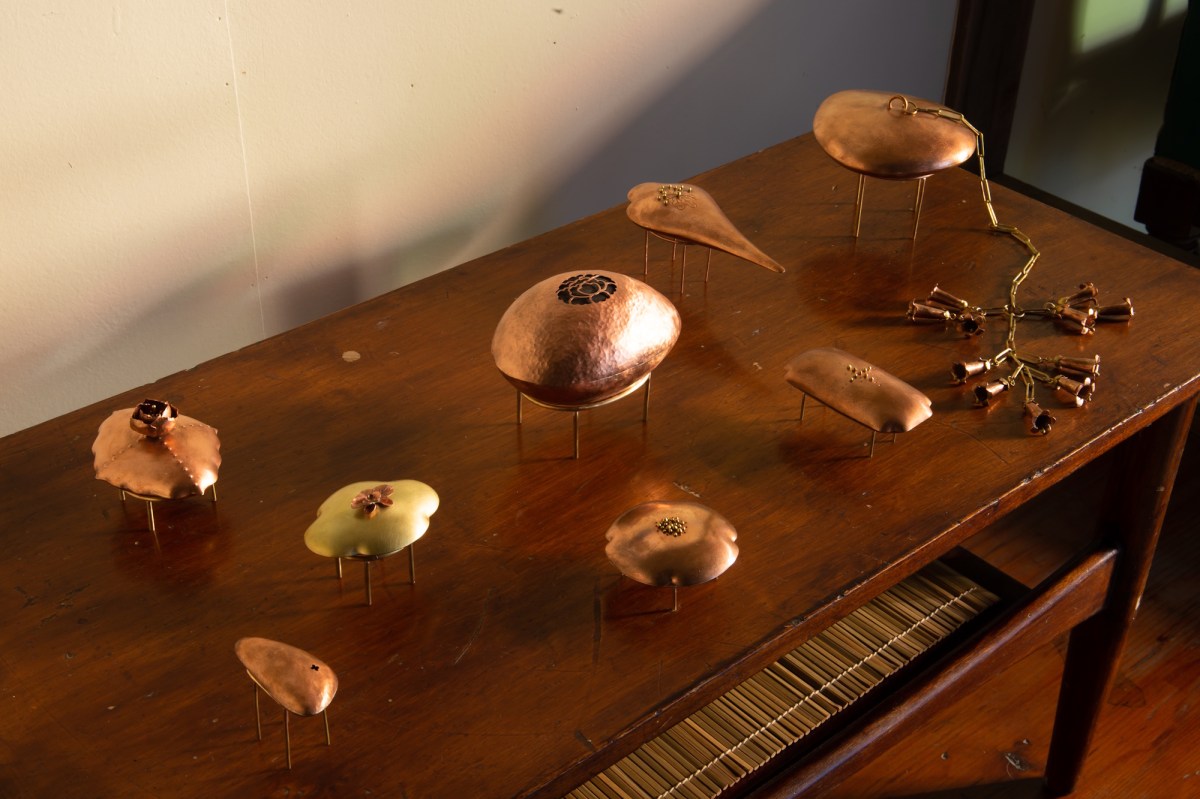 Mari Hirata, Omamori Shakers, 2026. Installation view, The House of Floating Flowers (Ukibana no ie), PUNQ 2026, Japanese House, Ingham. Courtesy: the artist.